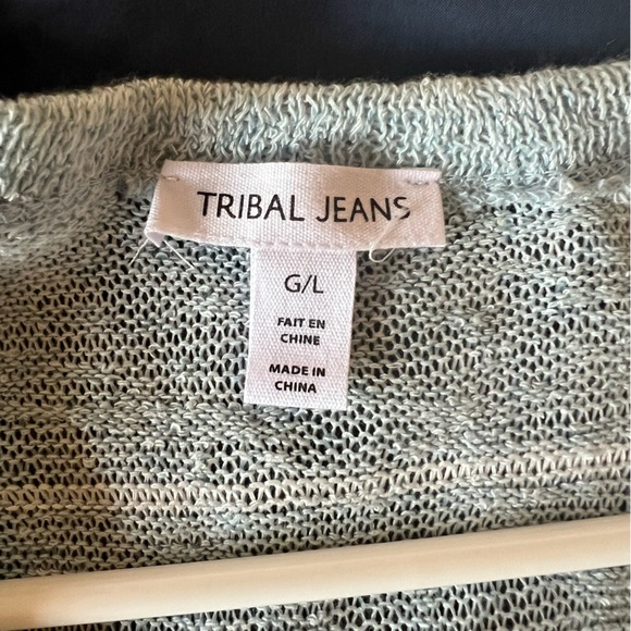 Tribal Jeans Sweater, Large - Picture 3 of 3